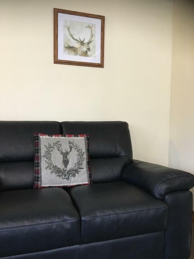 דרמנדרוכיט Treetops Bungalow Loch Ness מראה חיצוני תמונה